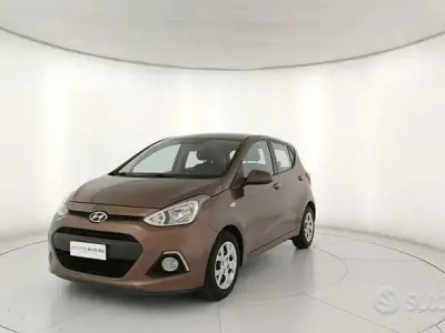 Usata Hyundai i10 Comfort 67 CV (49 kW) 2015 Utilitaria
