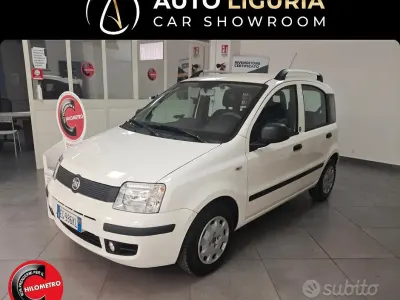 Usata Fiat Panda Active 69 CV (50 kW) 2011 Bianco Utilitaria