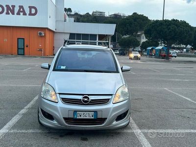 usata Opel Zafira 1.9 cdti Cosmo 150cv auto