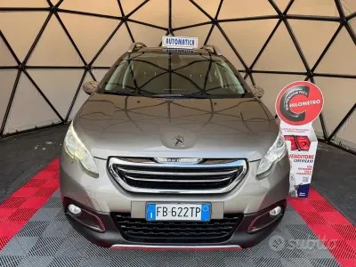 Usata Peugeot 2008 Allure 110 CV (80 kW) 2016 Marrone SUV