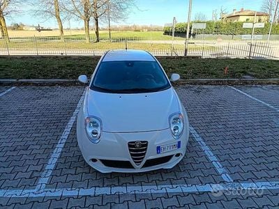 Usata Alfa Romeo MiTo Distinctive 95 CV (69 kW) 2011 Bianco Utilitaria