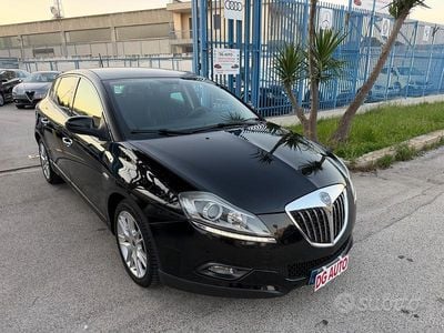 Usata Lancia Delta 120 CV (88 kW) 2010 Nero Utilitaria