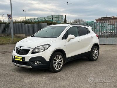 Usata Opel Mokka Cosmo 131 CV (96 kW) 2014 Bianco SUV