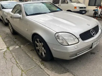 Gebraucht Mercedes SLK230 193 PS (141 kW) 1998 Silber Cabrio