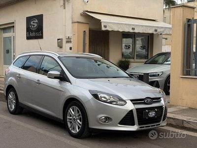 Usata Ford Focus Titanium 116 CV (85 kW) 2014 Grigio Station wagon