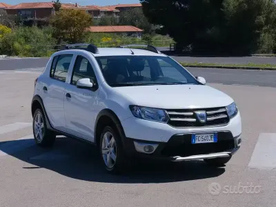 Usata Dacia Sandero 90 CV (66 kW) 2016 Bianco Berlina