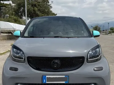 Usata Smart ForTwo Coupé 61 CV (44 kW) 2016 Grigio Coupé