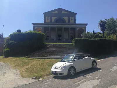 Usata VW New Beetle Edition 105 CV (77 kW) 2008 Bianco Utilitaria