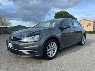 Usata VW Golf VII Business 131 CV (96 kW) 2020 Grigio Berlina