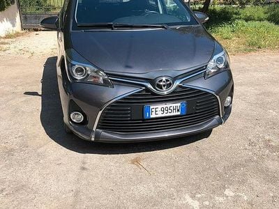 Usata 2016 Toyota Yaris Active Utilitaria | 8500 € (Buon prezzo)