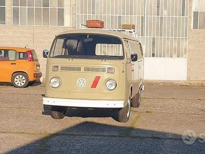 Begagnad VW T2 50 HK (36 kW) 1970 Van