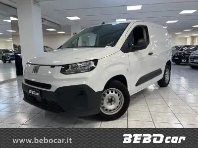 Usata Fiat Doblò 102 CV (75 kW) 2024 Bianco Monovolume