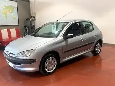 Usata Peugeot 206 60 CV (44 kW) 2004 Grigio Berlina