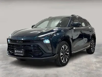 Usata EVO Evo 6 177 CV (130 kW) 2025 Verde SUV