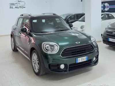 Usata Mini Cooper D Countryman Business 150 CV (110 kW) 2017 Verde SUV