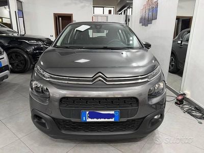 Usata Citroën C3 Shine 101 CV (74 kW) 2019 Grigio Utilitaria