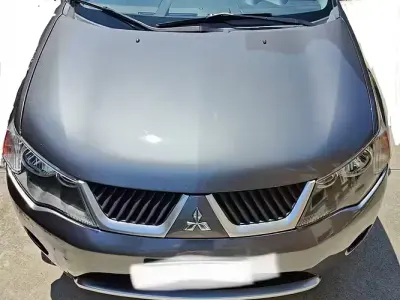 Usata Mitsubishi Outlander 177 CV (130 kW) 2007 Grigio SUV