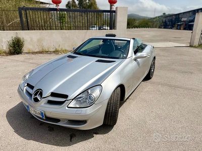 Usata Mercedes SLK200 163 CV (119 kW) 2005 Bianco Cabrio