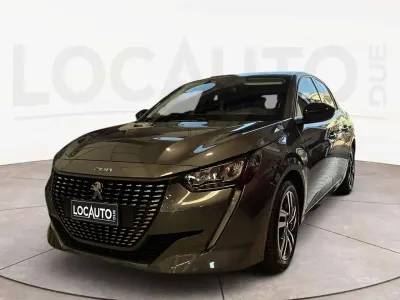 Usata Peugeot 208 Allure 101 CV (74 kW) 2023 Grigio Utilitaria