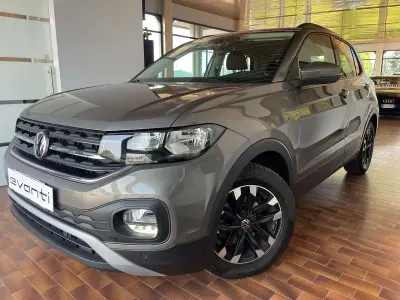 Usata VW T-Cross Style 95 CV (69 kW) 2020 Grigio SUV