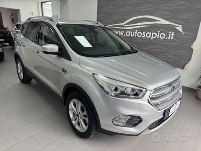 Usata Ford Kuga Titanium 150 CV (110 kW) 2018 Grigio SUV