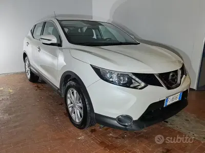 Usata Nissan Qashqai 131 CV (96 kW) 2017 Bianco SUV
