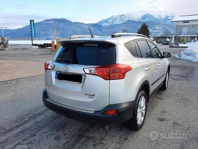 Usata Toyota RAV4 Lounge 150 CV (110 kW) 2013 Grigio SUV