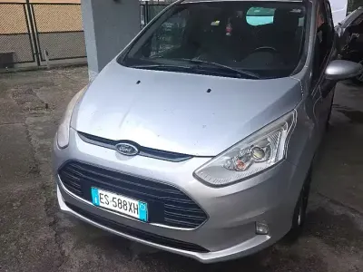 Usata Ford B-MAX 75 CV (55 kW) 2013 Grigio Monovolume