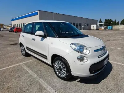 Usata Fiat 500L Easy 105 CV (77 kW) 2014 Bianco Monovolume