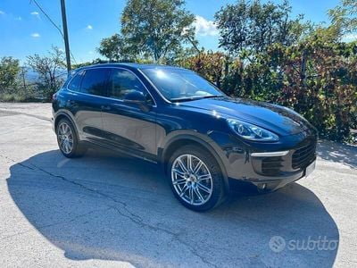 Usata Porsche Cayenne 250 CV (183 kW) 2014 Blu/azzurro SUV