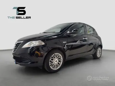 Usata Lancia Ypsilon Gold 69 CV (50 kW) 2014 Nero Utilitaria