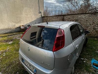 Usata Fiat Grande Punto Active 75 CV (55 kW) 2007 Grigio Utilitaria