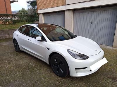 Usata Tesla Model 3 Standard Range 88 kW (120 CV) 2023 Bianco Berlina