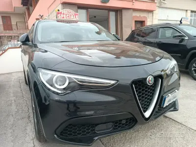 Usata Alfa Romeo Stelvio 190 CV (139 kW) 2020 Nero SUV
