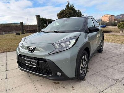 Nuova Toyota Aygo X Trend 72 CV (52 kW) 2025 Verde SUV