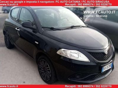 Usata Lancia Ypsilon Gold 69 CV (50 kW) 2019 Nero Utilitaria