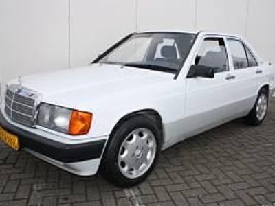 Usata Mercedes 190 122 CV (89 kW) 1989 Bianco Berlina