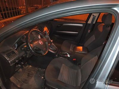 Usata Fiat Croma 150 CV (110 kW) 2009 Grigio Station wagon
