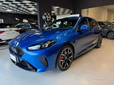 Usata BMW 118 M Sport 150 CV (110 kW) 2025 Blu/azzurro Utilitaria