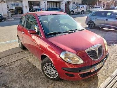 Usata Lancia Ypsilon 2004 Rosso Utilitaria