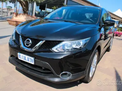 Usata Nissan Qashqai Visia 116 CV (85 kW) 2015 Nero SUV