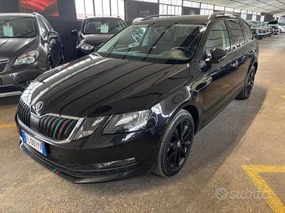 Usata Skoda Octavia Executive 116 CV (85 kW) 2018 Nero Station wagon