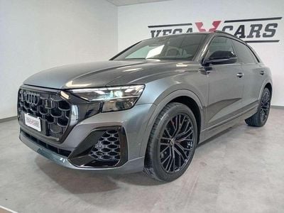 Usata Audi Q8 286 CV (210 kW) 2025 Grigio scuro SUV