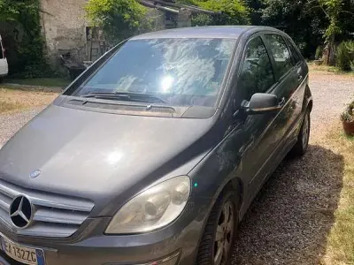 Usata Mercedes B180