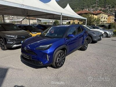 Begagnad Toyota Yaris Cross Trend 116 HK (85 kW) 2023 Blå SUV