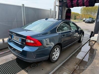 Usata Volvo S80 185 CV (136 kW) 2007 Blu Berlina