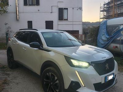 Usata Peugeot 2008 102 CV (75 kW) 2020 Bianco SUV