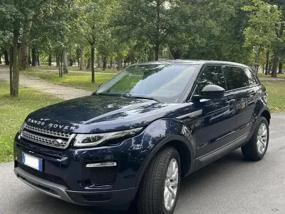 Usata Land Rover Range Rover evoque 150 CV (110 kW) 2017 Blu SUV