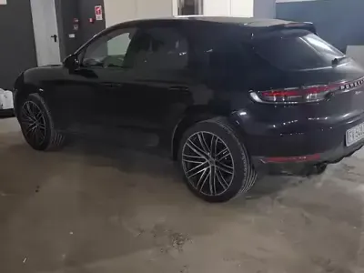 Usata Porsche Macan 249 CV (183 kW) 2019 Nero SUV