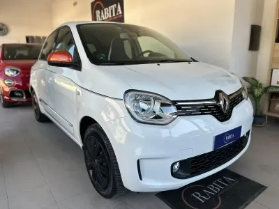 Usata Renault Twingo Techno 30 kW (42 CV) 2022 Bianco Utilitaria